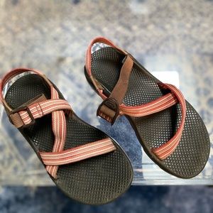 🩴Womens Chaco Sandal: Size 8M